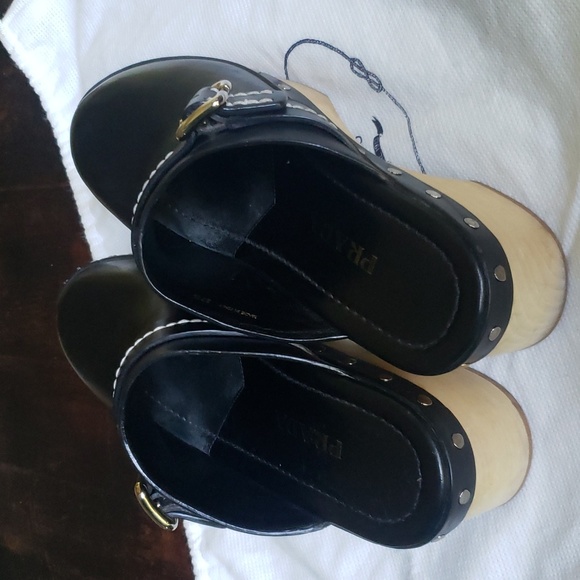 Prada clogs - Picture 3 of 13